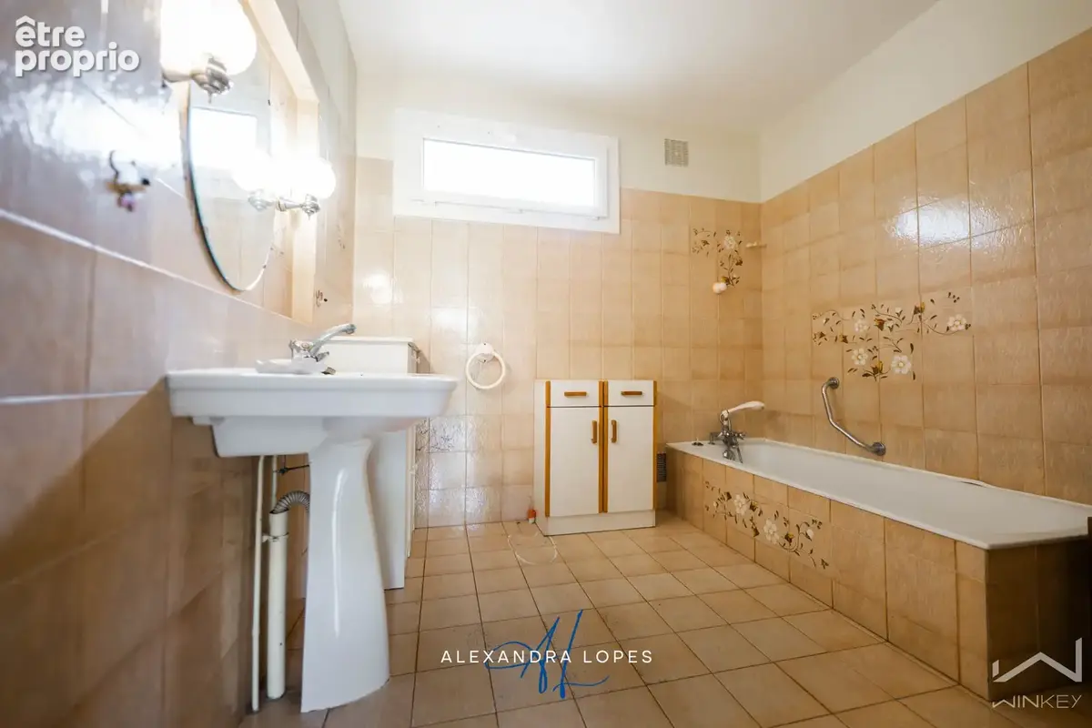 Maison Familiale 7 pièces avec sous-sol total - photo 4
