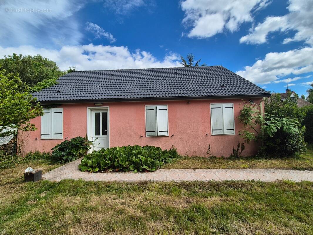 Maison à GALLARDON