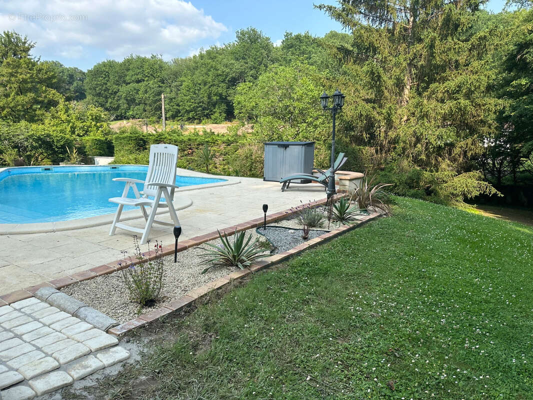 Maison à SAINT-CAPRAIS-DE-LERM