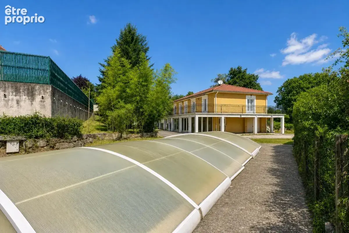 Maison familiale avec jardin, garage, piscine et atelier - photo 29