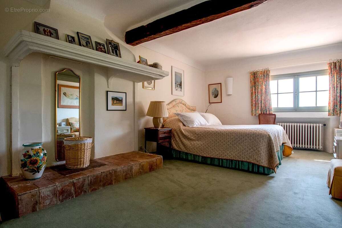 Maison à LE BAR-SUR-LOUP