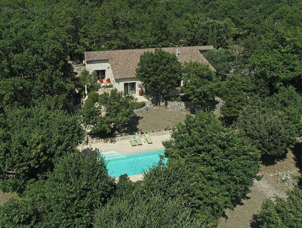 Maison à LA BEGUDE-DE-MAZENC