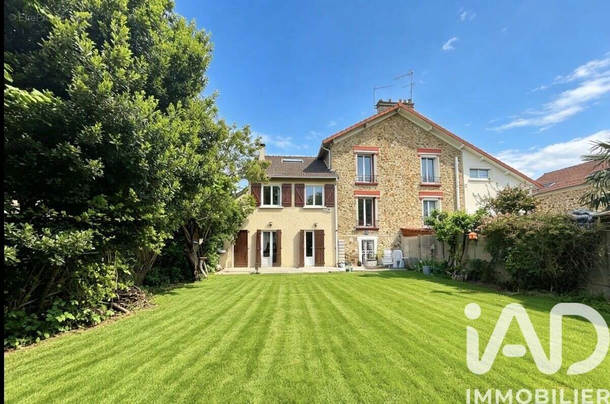 Photo 2 - Maison à CHELLES