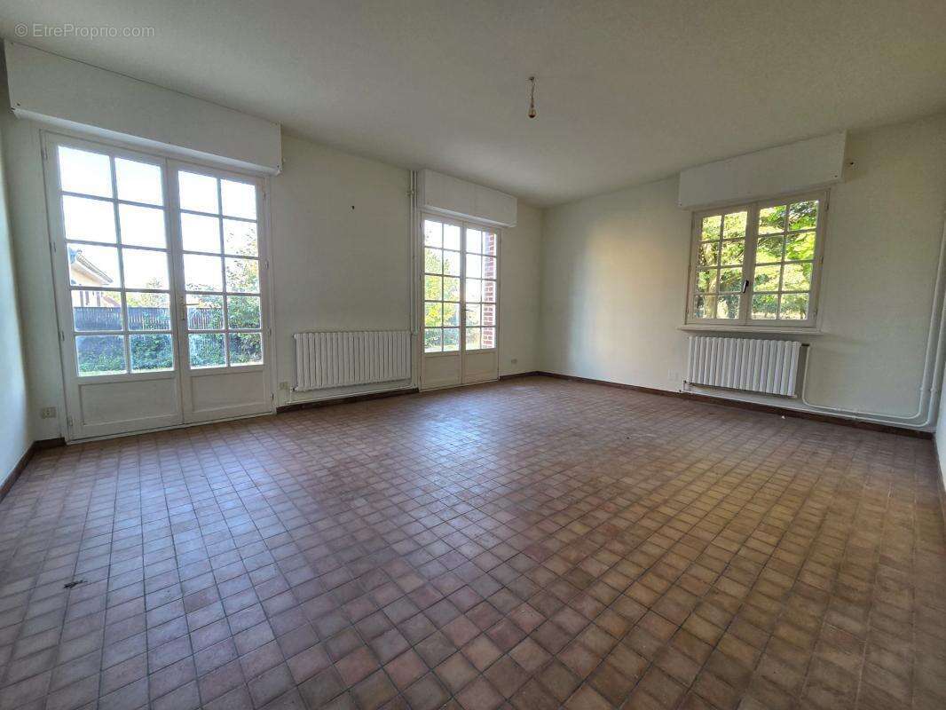 Maison à FONTAINE-NOTRE-DAME