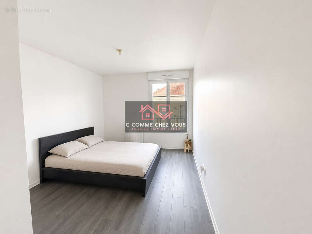 Appartement à OZOIR-LA-FERRIERE