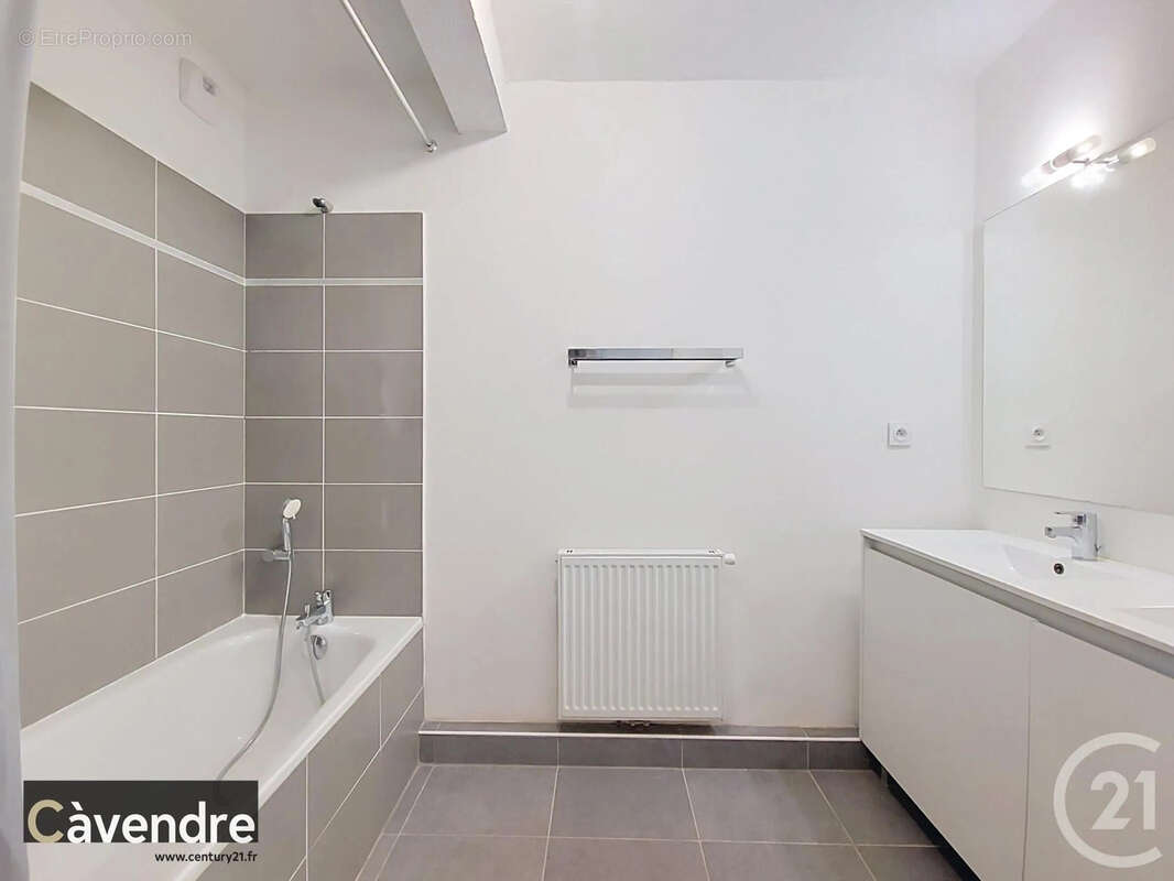 Appartement 77 m² à Avignon  - photo 8