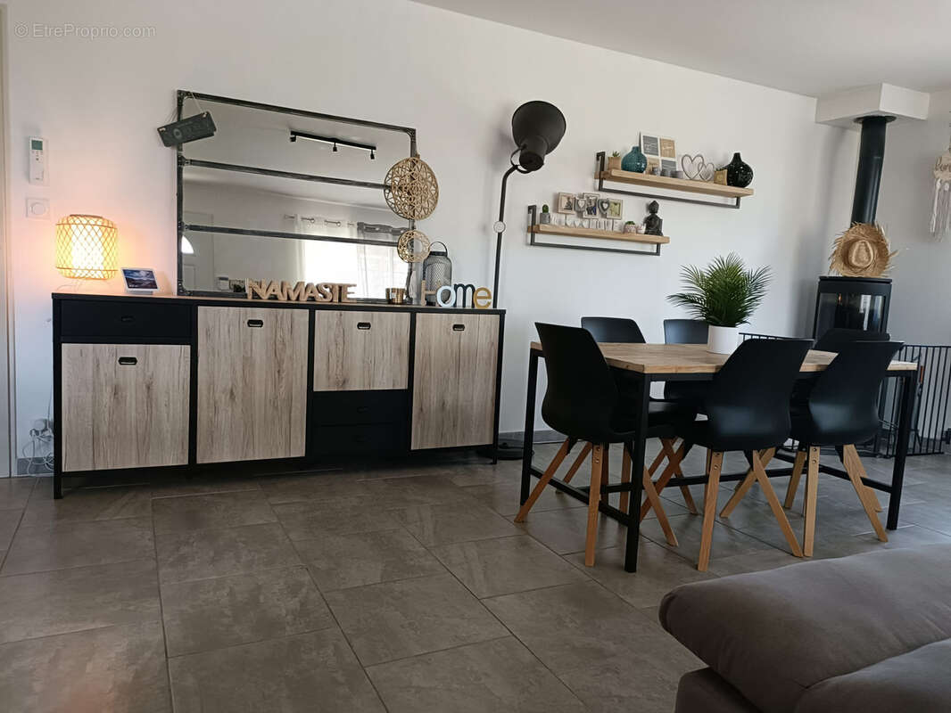 Maison à PERNES-LES-FONTAINES