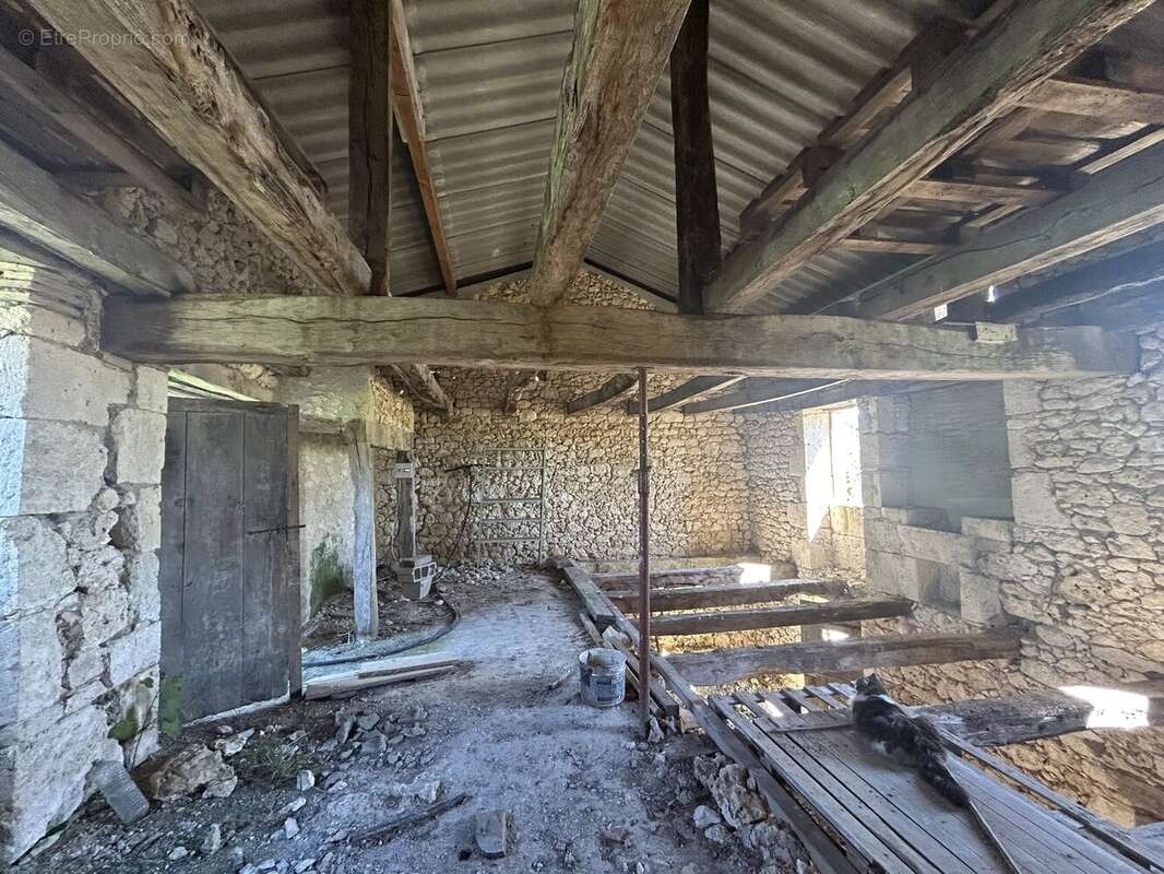 Maison à LACOUR
