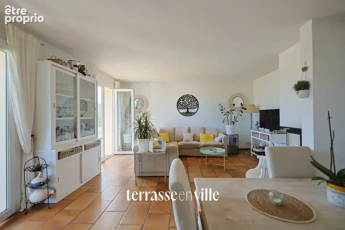 Gonfaron - Maison 174 M2 - Piscine - 575 000€ - photo 12