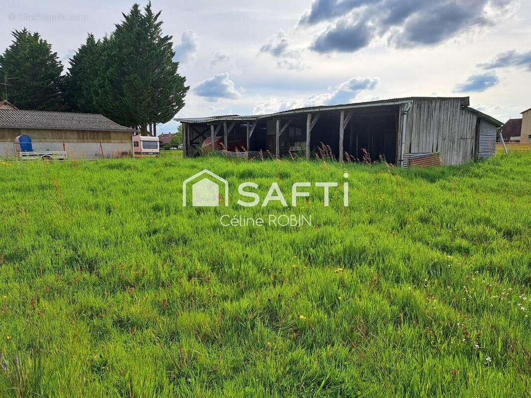 Photo 2 - Terrain à MONTPONT-EN-BRESSE