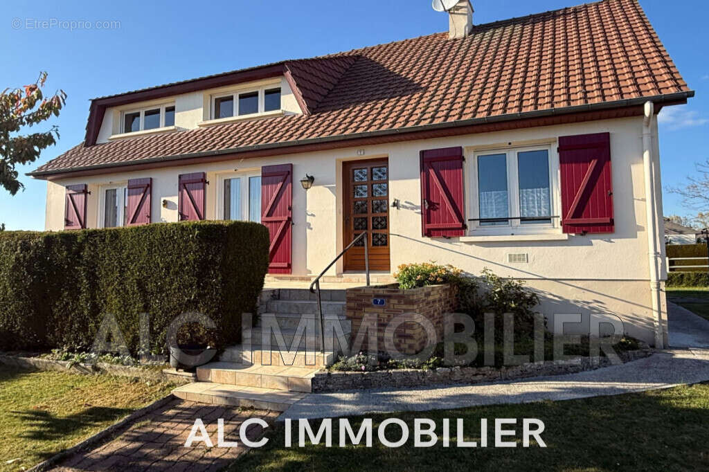 Maison à VALFRAMBERT