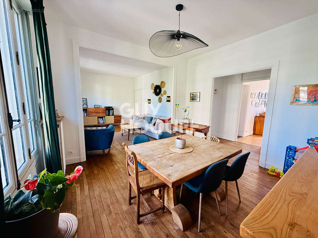 Appartement à CHAMALIERES