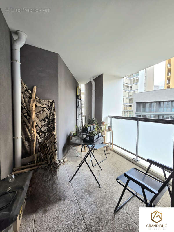 Appartement à MARSEILLE-3E