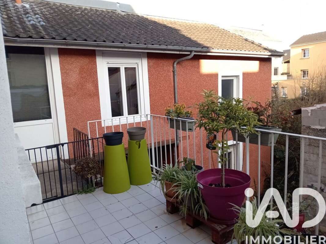 Photo 3 - Appartement à MONTCEAU-LES-MINES