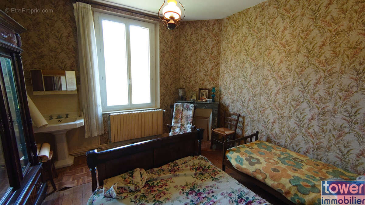 Maison à DURAVEL