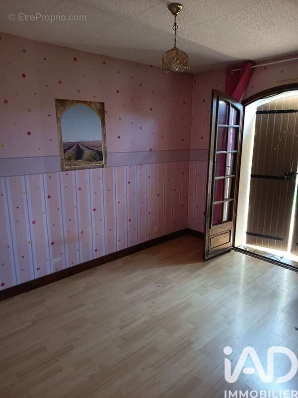 Maison 105 m² à Chamadelle  - photo 9