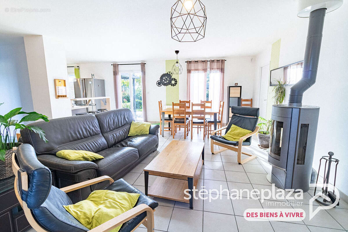 Maison à BELLEVILLE