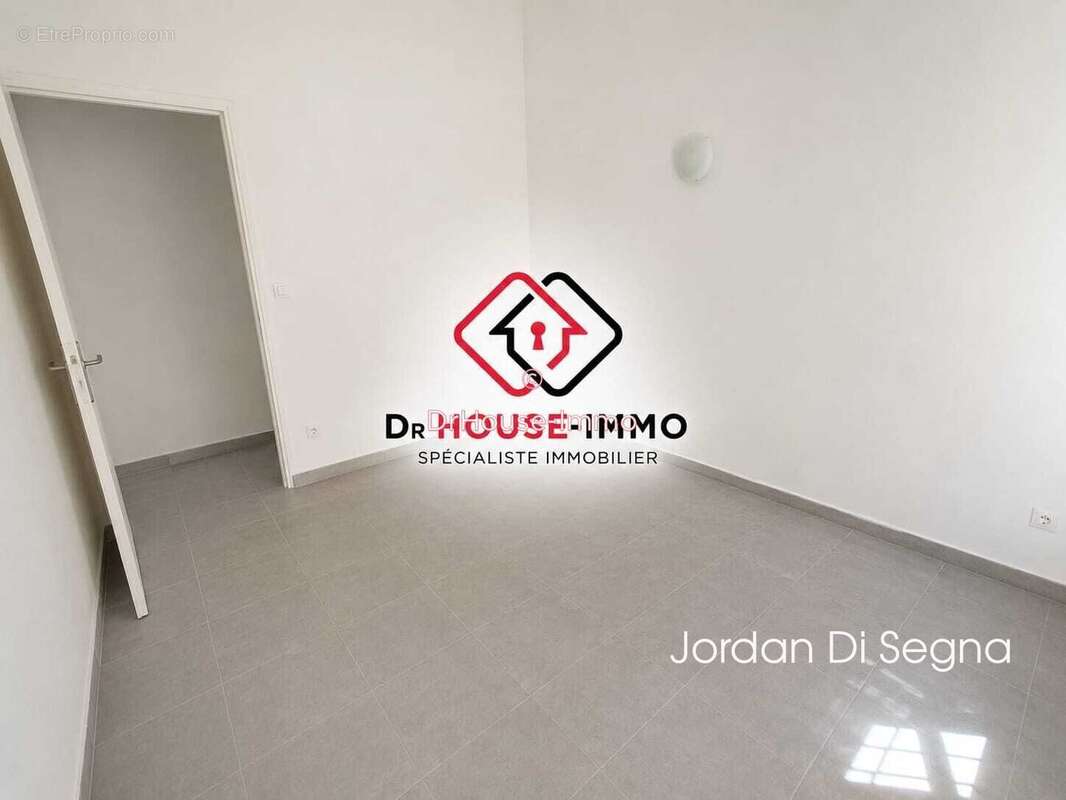 Appartement 44 m² à Toulon  - photo 12