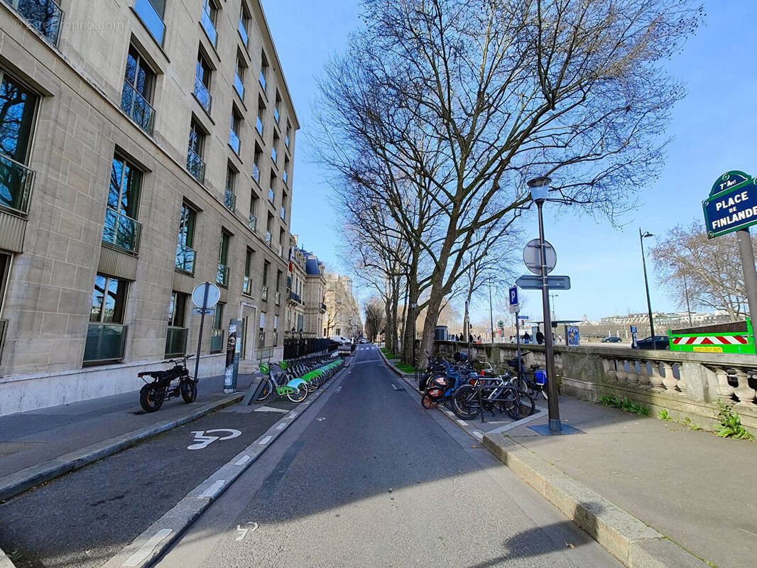 Appartement à PARIS-7E