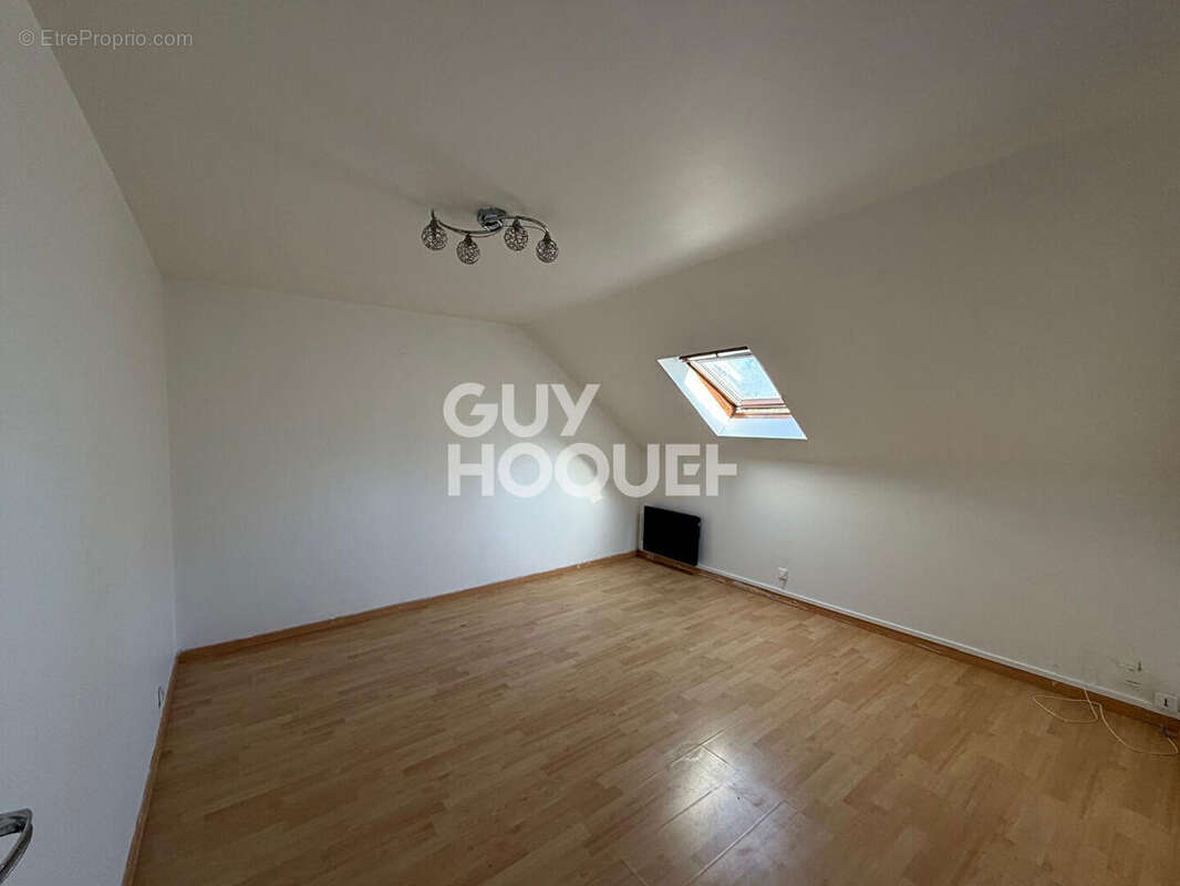 Appartement à MILLY-LA-FORET