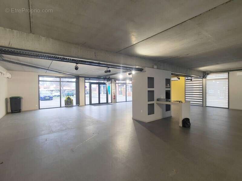 Commerce à CORNEBARRIEU