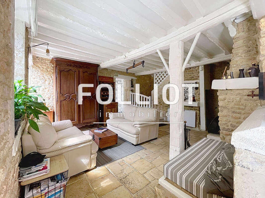 Maison à LAIZE-LA-VILLE