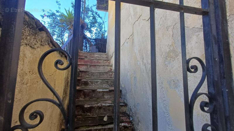 Cagnes sur mer - maison ancienne - photo 4