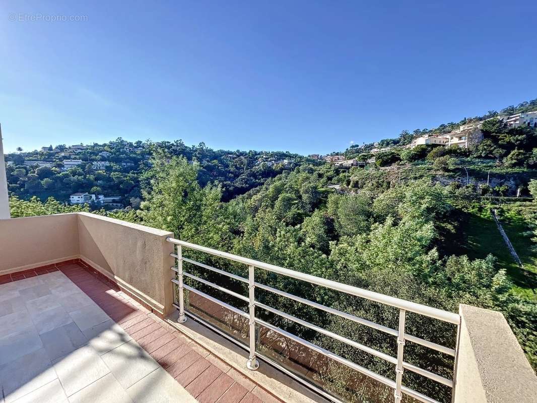 Appartement à MANDELIEU-LA-NAPOULE