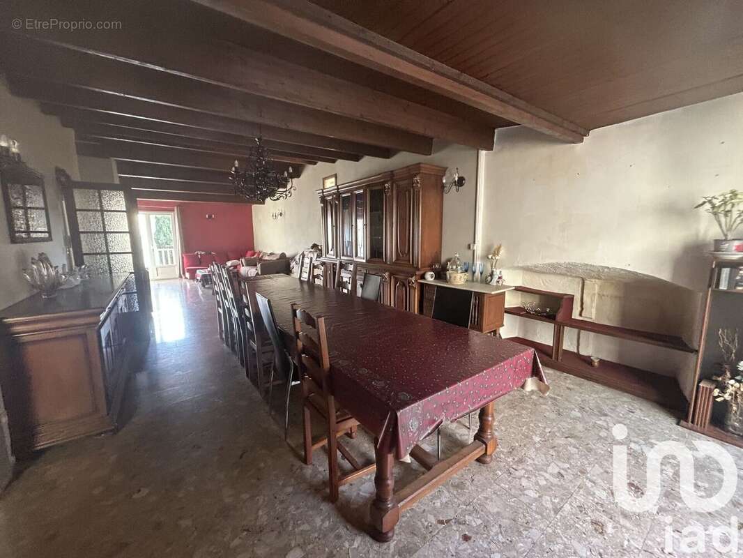 Photo 8 - Maison à ARAMON