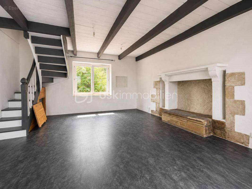 Exclusivité – maison de charme avec 5 000 m² de terrain arboré – entre campagne et littoral - photo 8