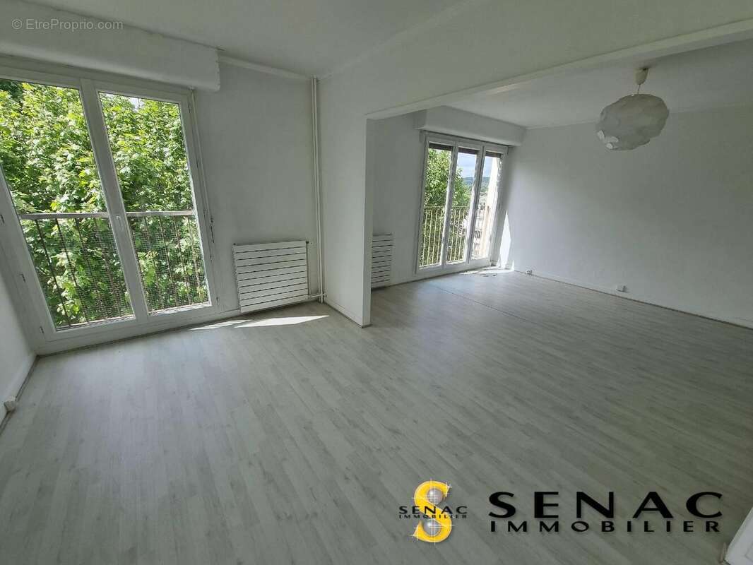 Appartement à LE PLESSIS-BOUCHARD