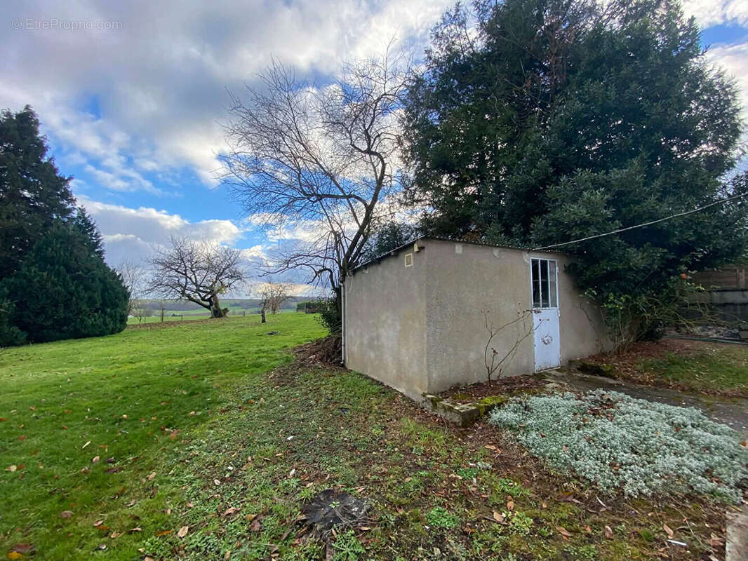 Maison à NEUILLY-SAINT-FRONT