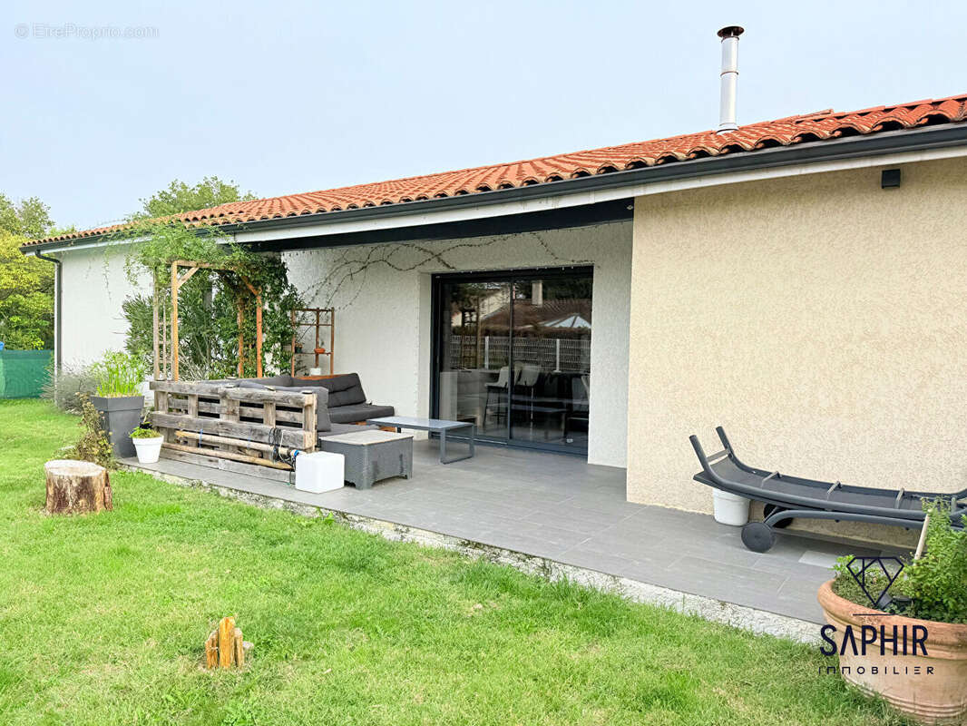 Maison à SAINT-JORY