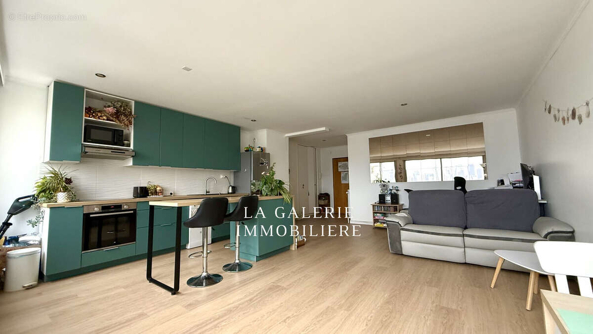 Appartement à SURESNES