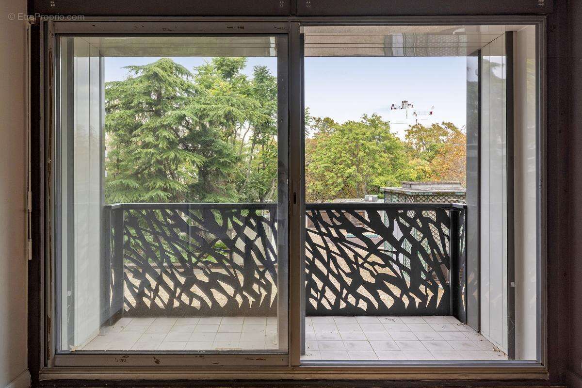 Appartement à PARIS-8E