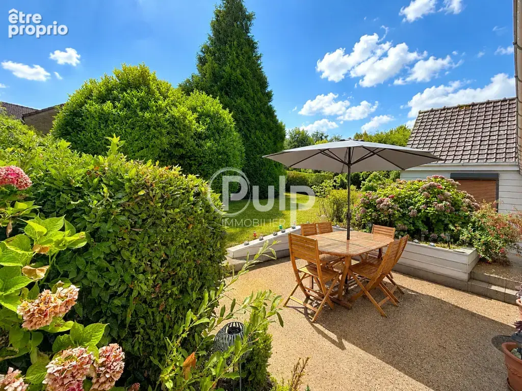 Jolie fermette rénovée avec dépendances, jardin et beaux volumes - photo 3