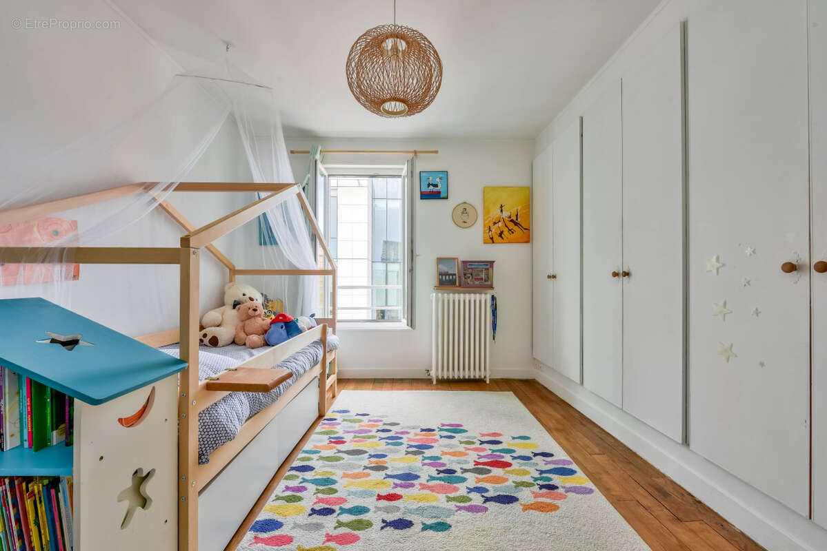 Appartement à SURESNES