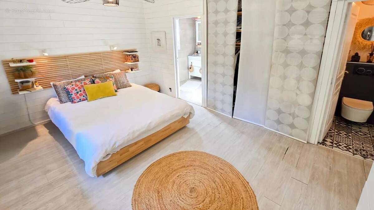 Maison à CHENS-SUR-LEMAN