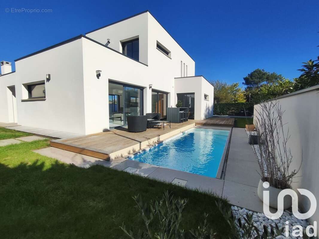 Photo 3 - Maison à ARTIGUES-PRES-BORDEAUX