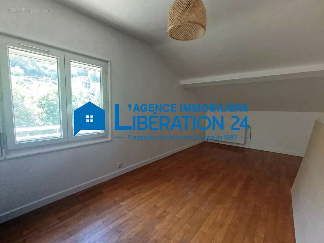 Maison de 5 pièces à Saint-Étienne  108 m² - photo 9