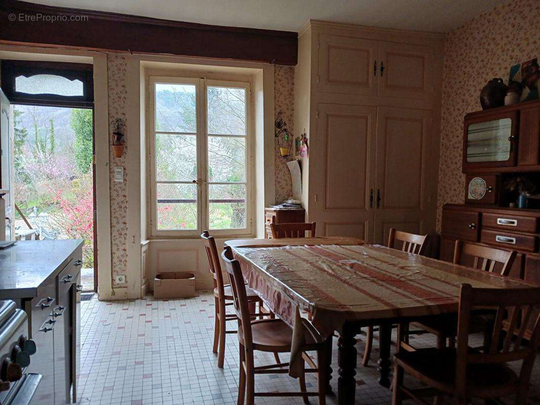 Maison Conliège 7 pièce(s) 150 m2 - photo 3