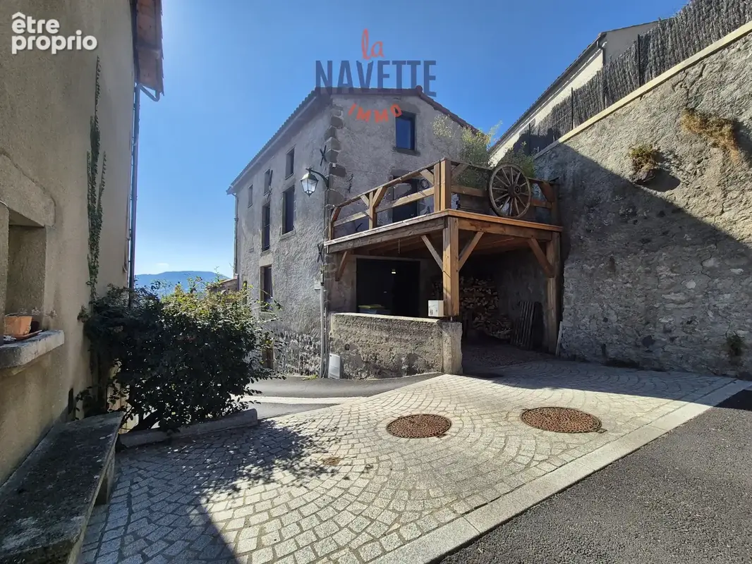Maison 3 pièces avec garage et terrase - photo 1