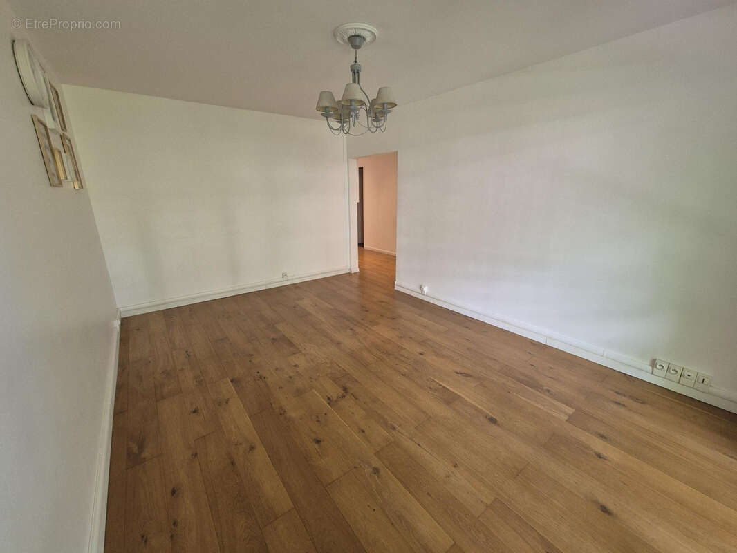 Appartement à VELIZY-VILLACOUBLAY