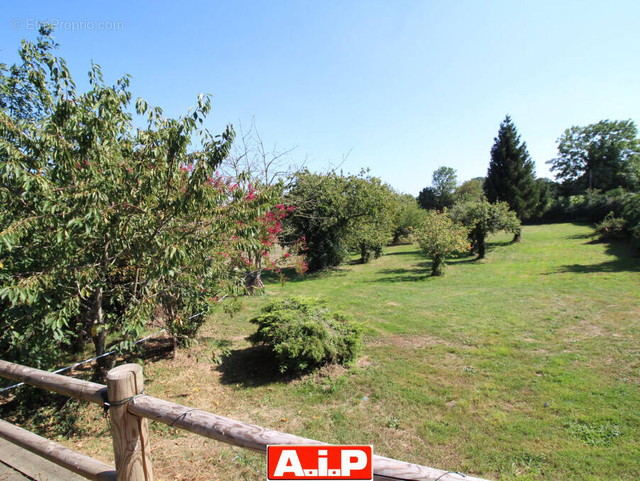 Maison à LA CHAPELLE-SAINT-LAURENT