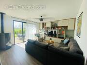 Photo 1 - Maison à NOYAL-CHATILLON-SUR-SEICHE