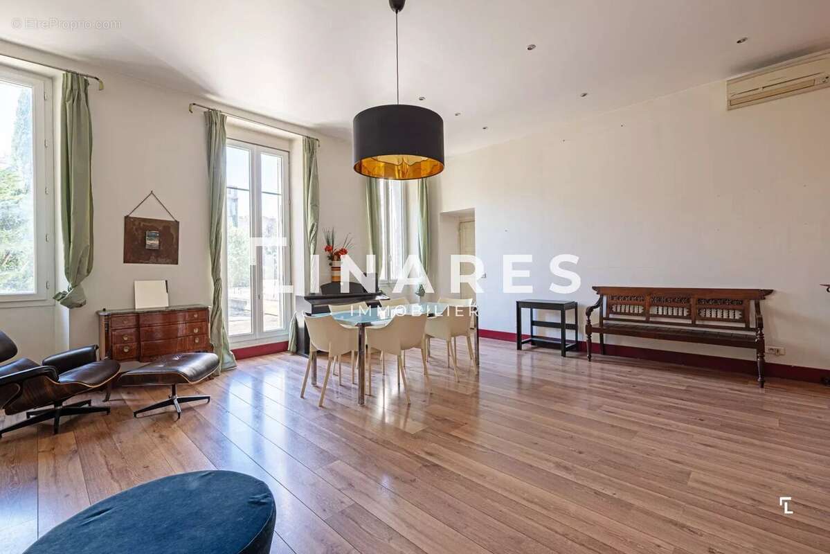 FAMILY AFFAIR - Appartement T5 de 164m2 + Mezzanine - Box - 13008 Périer - photo 6