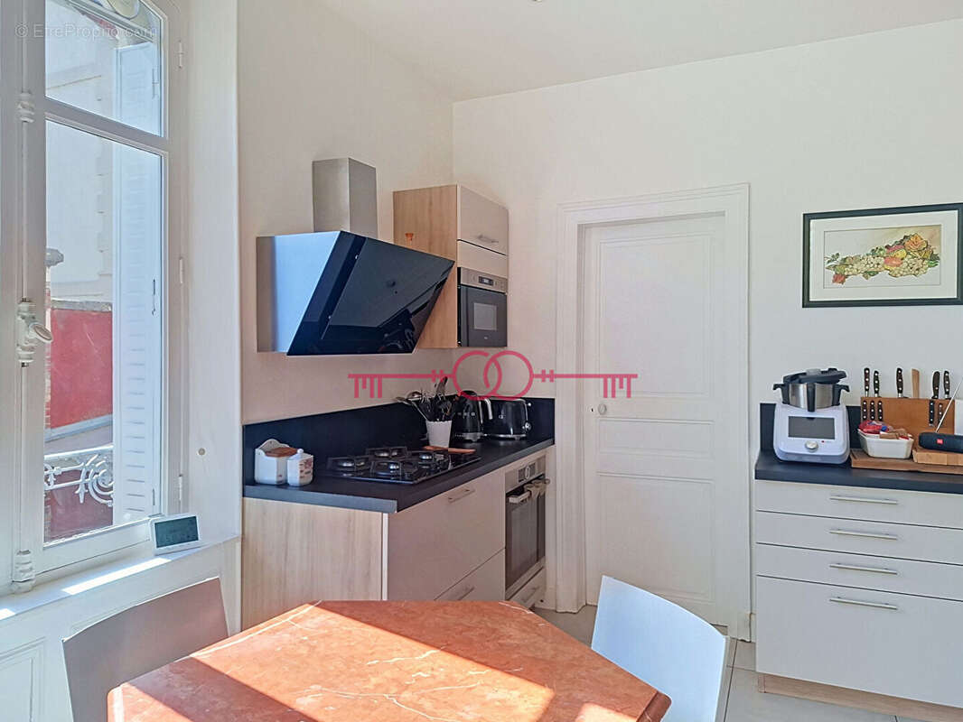 Meulière d'exception 190m² Châlons Madagascar Haut de gamme - photo 5