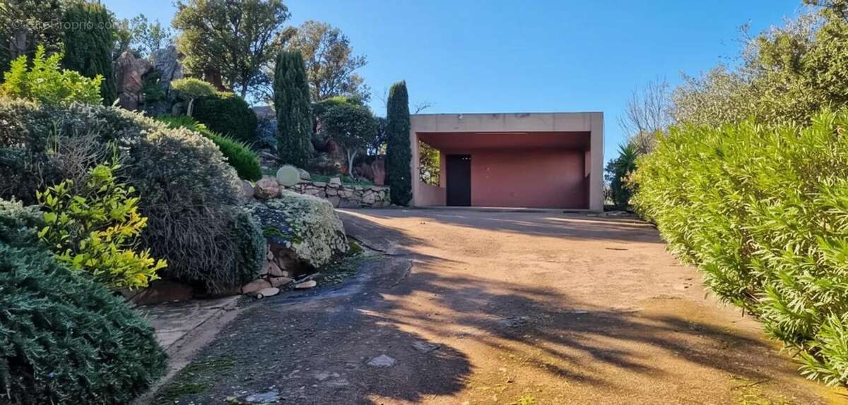 Maison à PORTO-VECCHIO