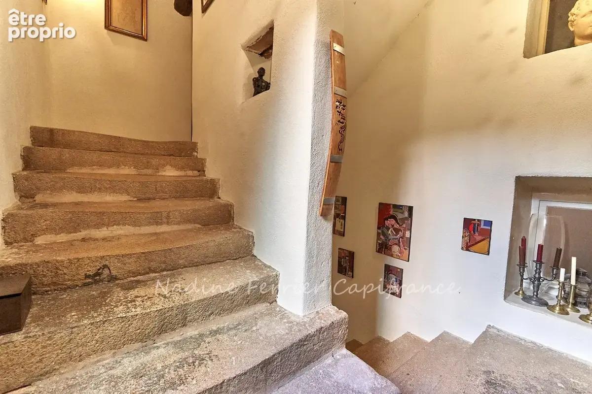 Jouques (13) – grande maison de village rénovée – 215 m² – 4 chambres – terrasse panoramique - photo 8