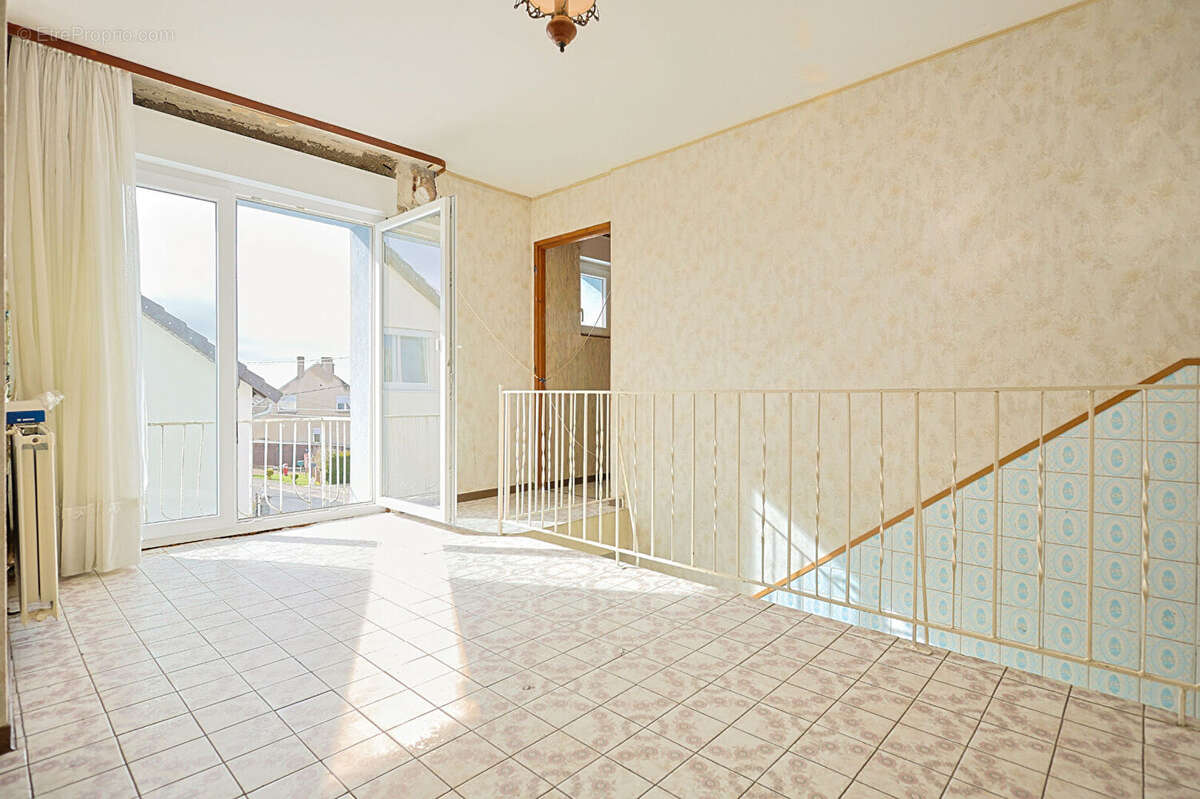 Maison à SEINGBOUSE